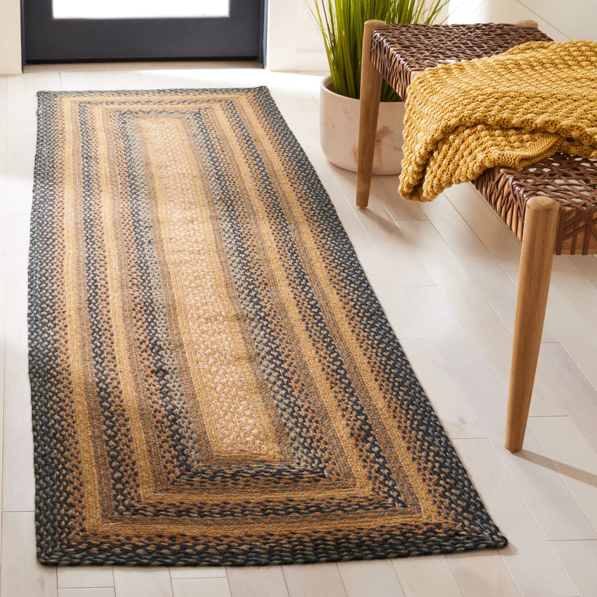 Safavieh Braided 2'-3" x 8'-0" Rug in Natural / Sage