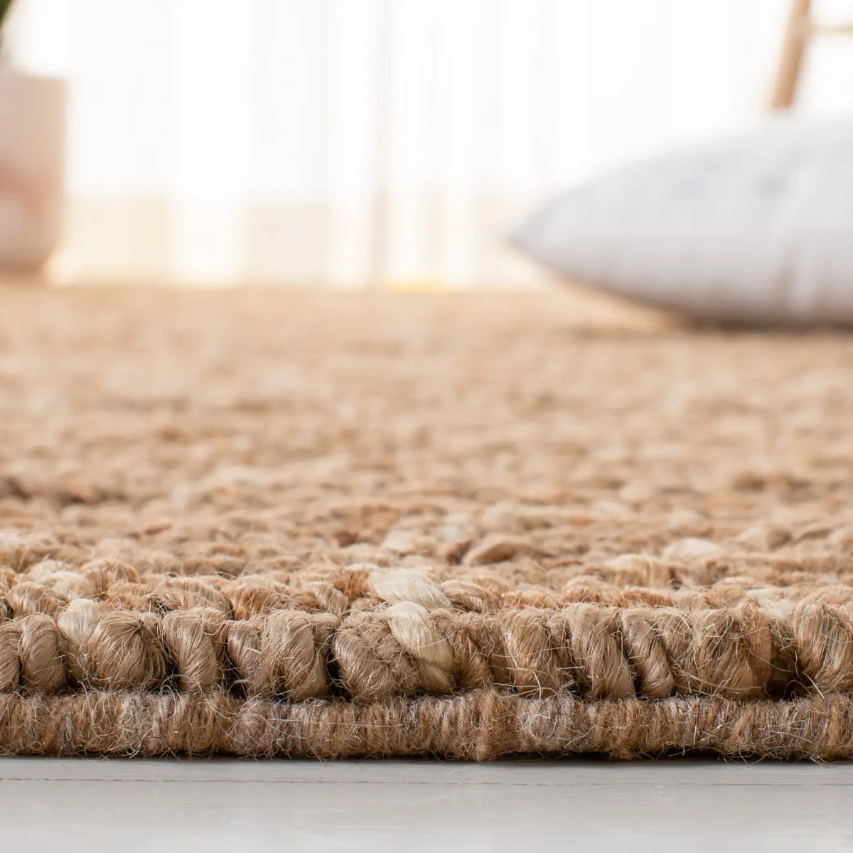 Safavieh Bohemian 4'-0" x 6'-0" Rug in Natural / Ivory