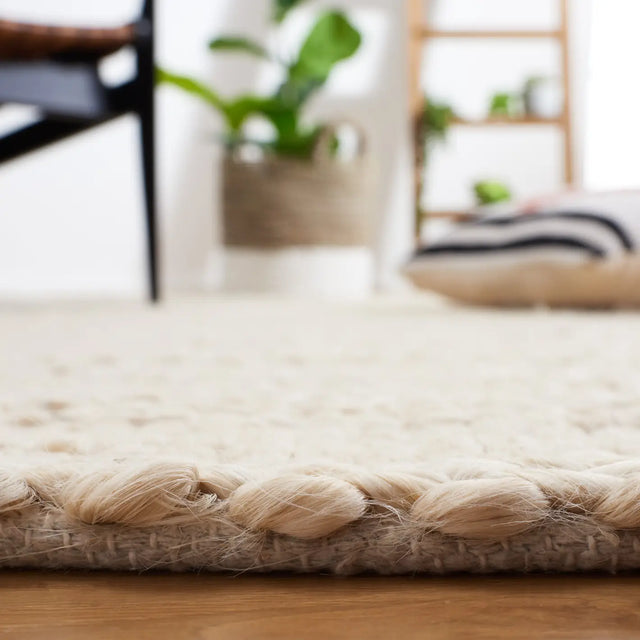 Safavieh Natural Fiber 5'-0" x 8'-0" Rug in Bleach