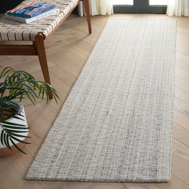 Safavieh Mirage 2'-3" x 8'-0" Rug in Grey / Ivory