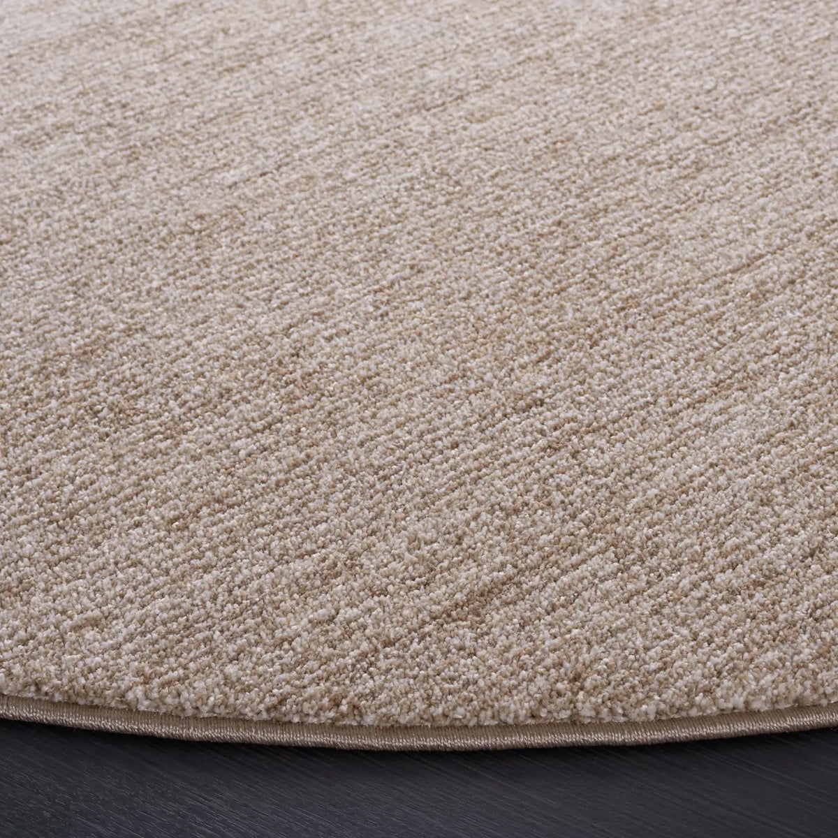Safavieh Lasa 6'-7" x 6'-7" Rug in Beige