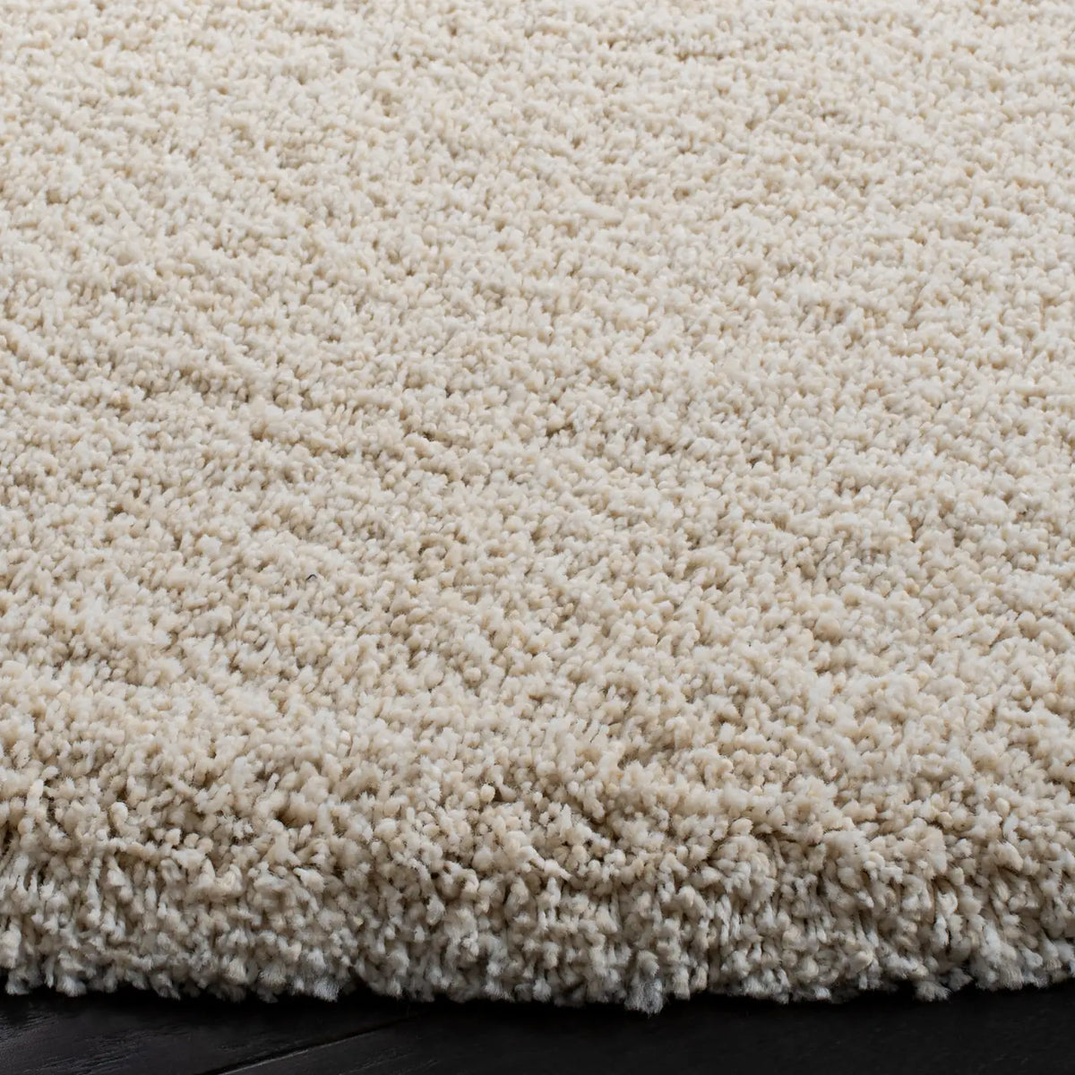 Safavieh Milan Shag 10'-0" x 10'-0" Rug in Ivory