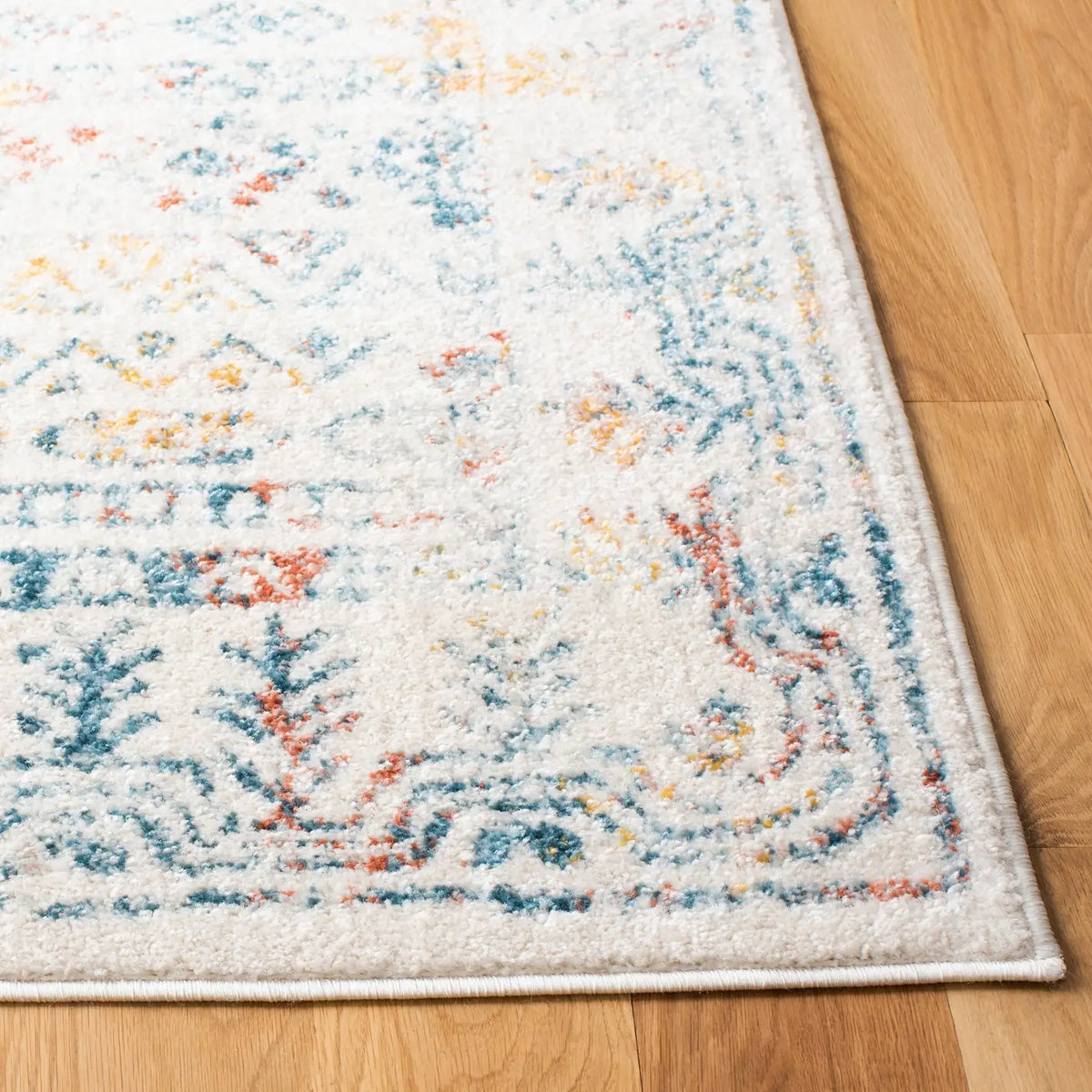 Safavieh Tulum 4'-0" x 6'-0" Rug in Ivory / Rust