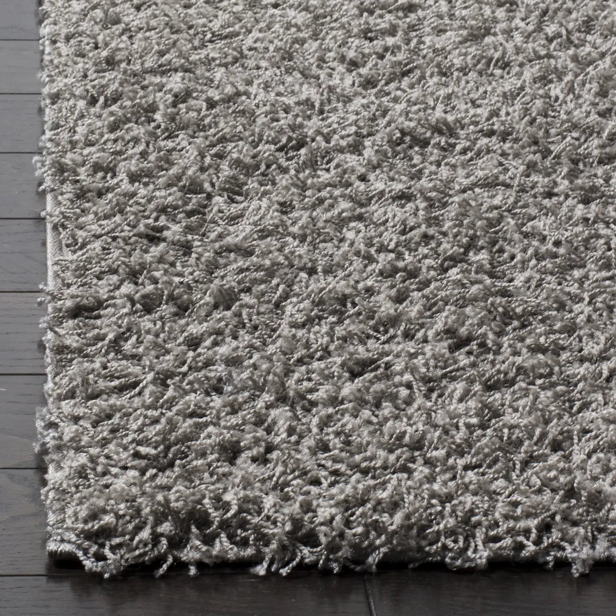 Safavieh Sga-Athens Shag 6'-0" x 9'-0" Rug in Light Grey