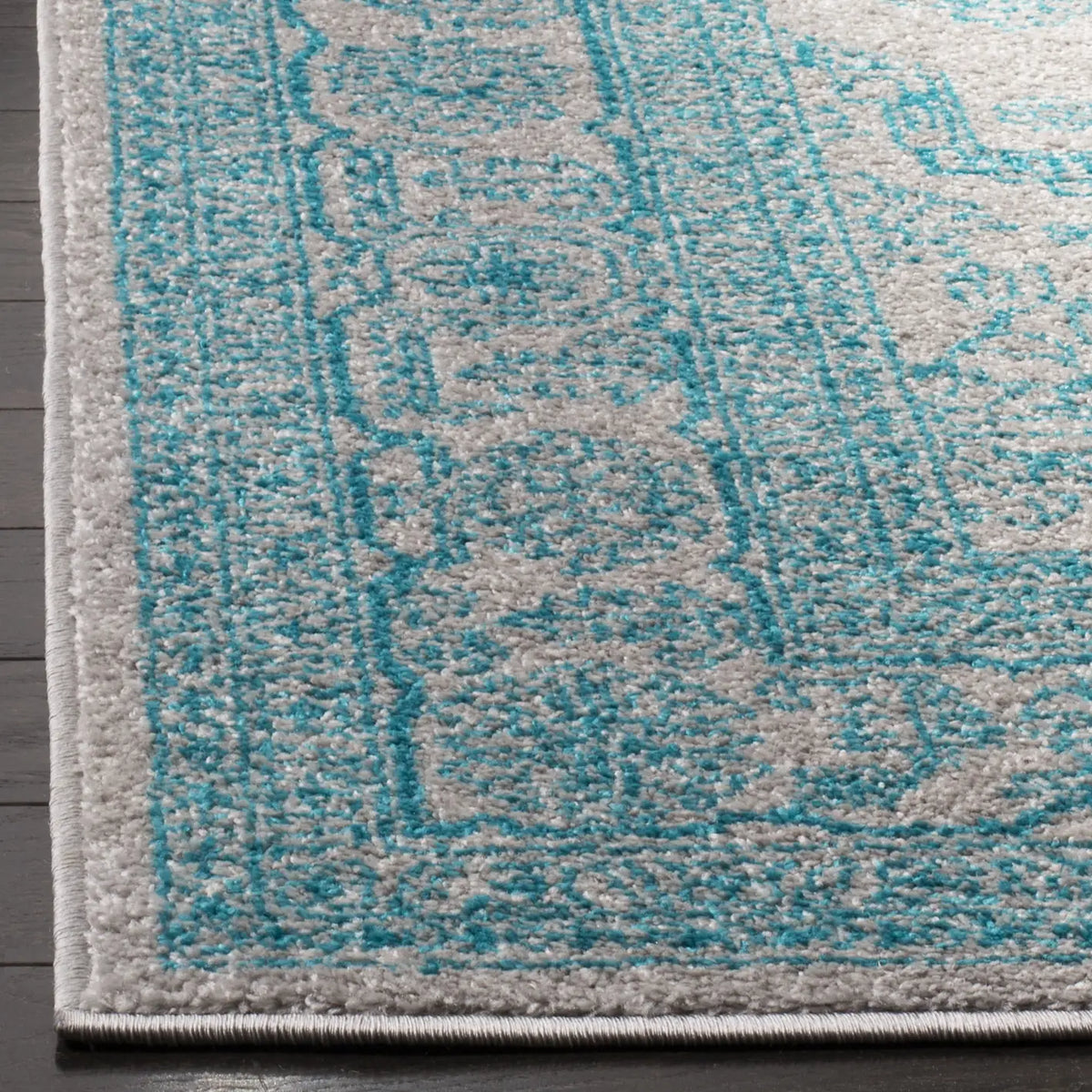 Safavieh Adirondack 4'-0" x 6'-0" Rug in Light Grey / Teal