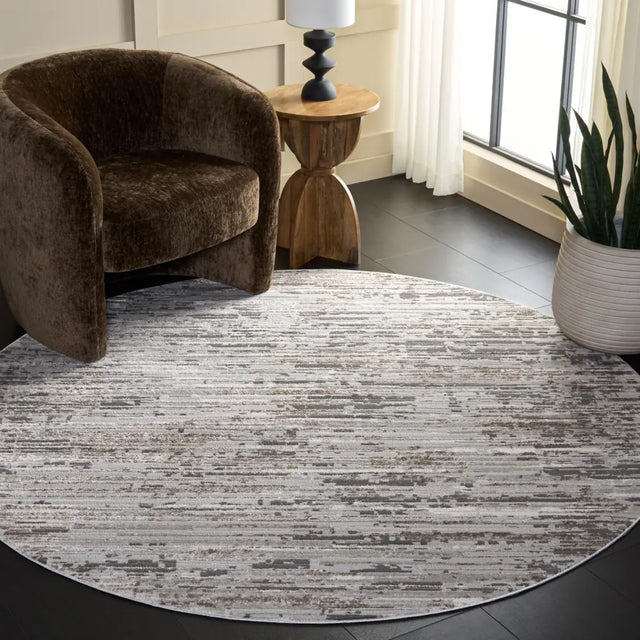 Safavieh Pearl 6'-7" x 6'-7" Rug in Grey / Beige