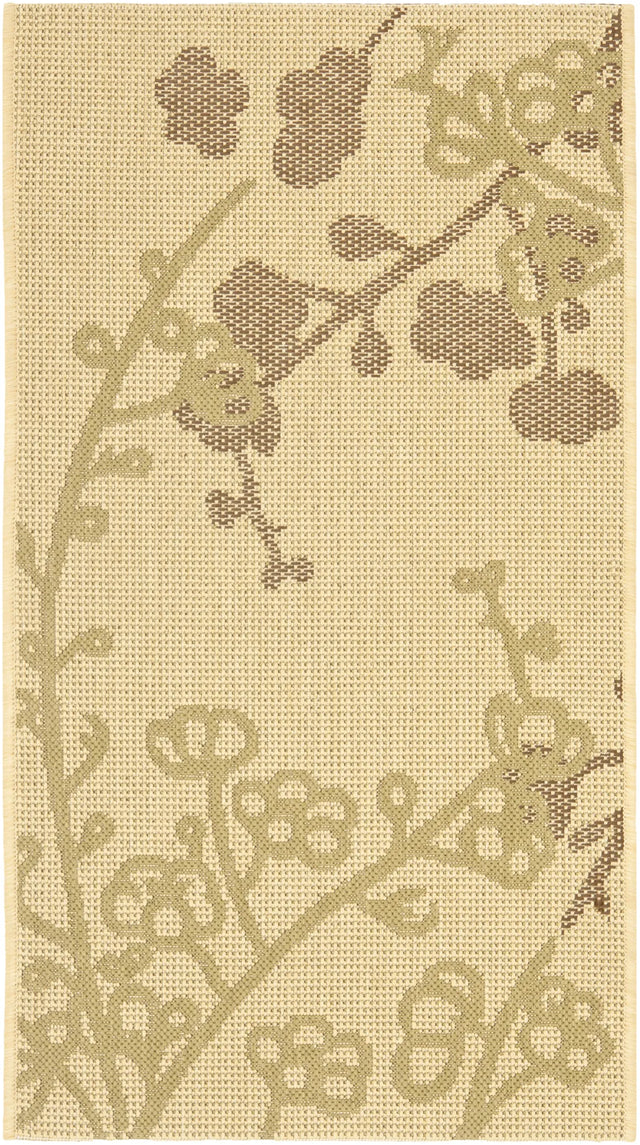 Safavieh Courtyard 2'-0" x 3'-7" Rug in Natural / Olive