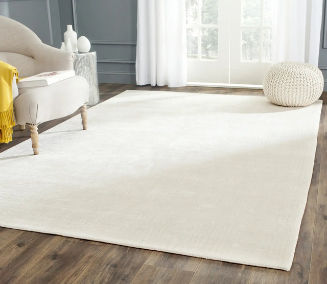 Safavieh Tibetan 6'-0" x 9'-0" Rug in Ivory / Ivory