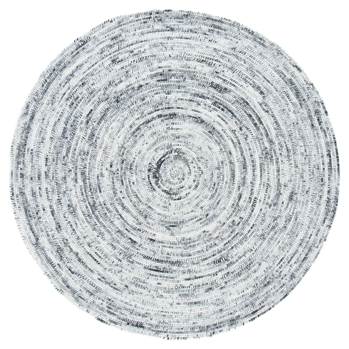 Safavieh Braided 5'-0" x 5'-0" Rug in Ivory / Black