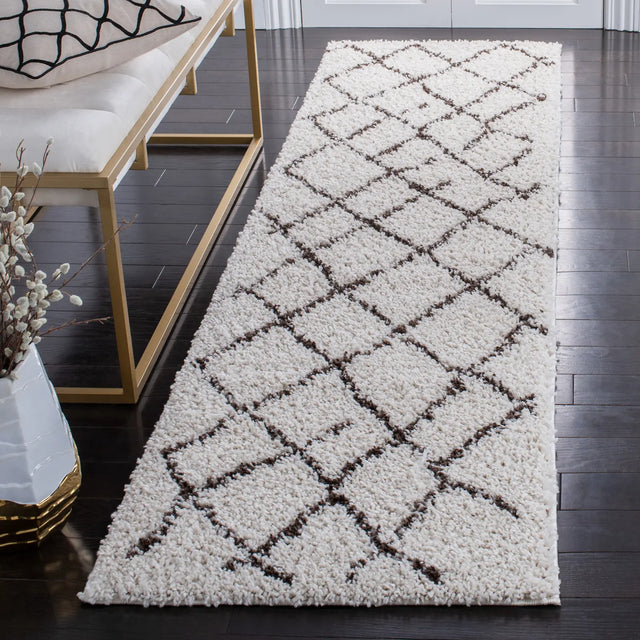 Safavieh Berber Shag 2'-3" x 8'-0" Rug in Creme / Brown