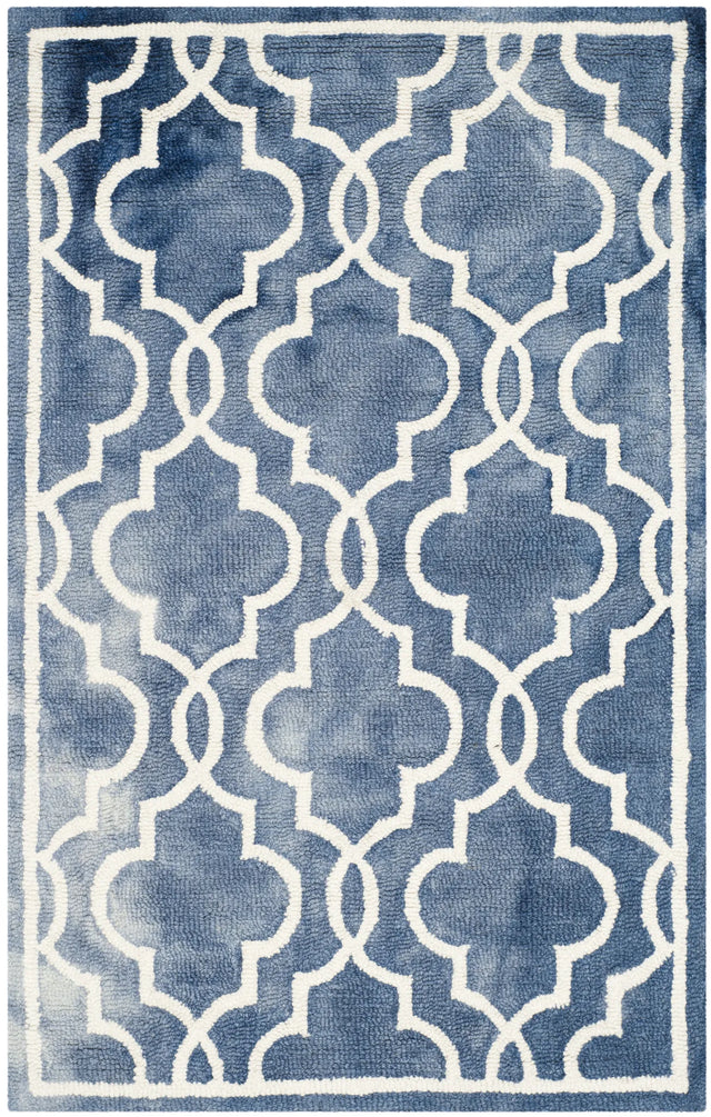 Safavieh Dip Dye 2'-0" x 3'-0" Rug in Navy / Ivory