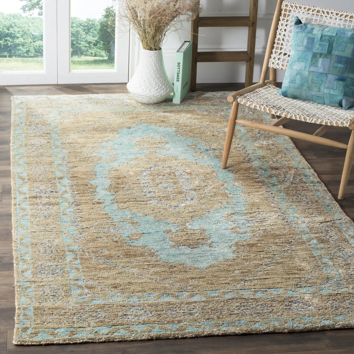 Safavieh Tangier 5'-0" x 8'-0" Rug in Seafoam / Beige
