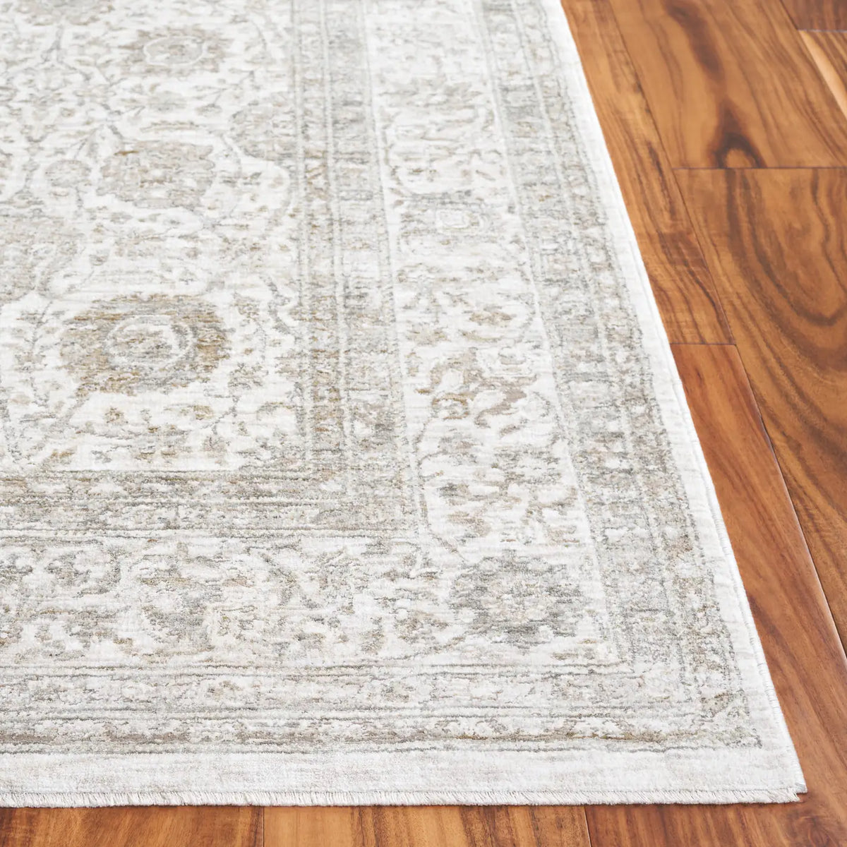 Safavieh Mason 100 4'-0" x 6'-0" Rug in Ivory / Beige Grey