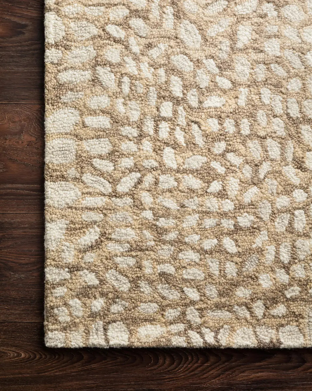Loloi Masai Mas-03 Neutral Rugs - corner on wood