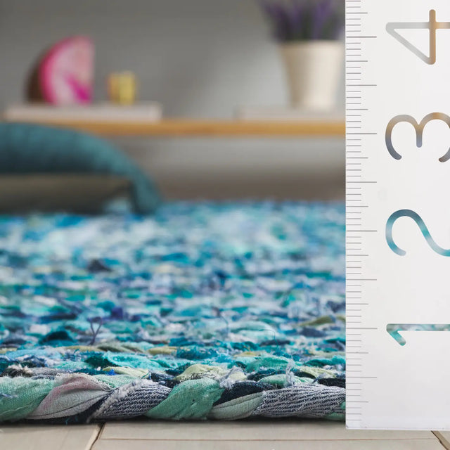 Safavieh Braided 4'-0" x 6'-0" Rug in Teal / Blue