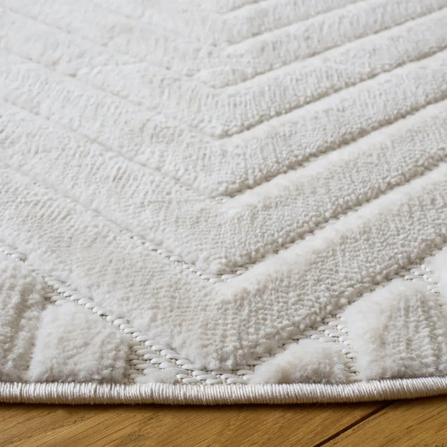 Safavieh Selena 6'-7" x 6'-7" Rug in Ivory