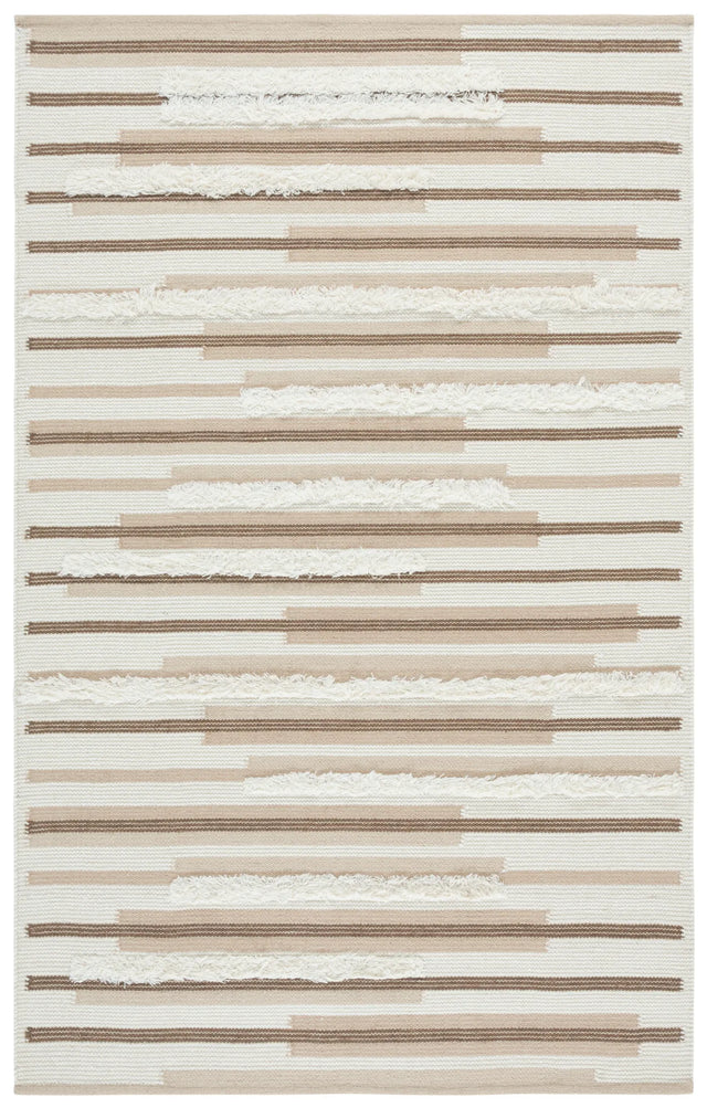 Safavieh Kenya 4'-0" x 6'-0" Rug in Beige / Ivory
