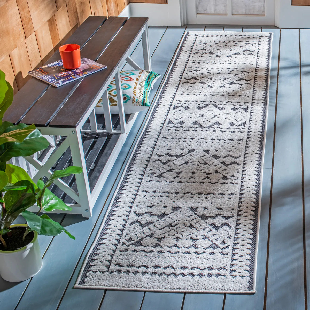 Safavieh Cabana 2'-2" x 11'-0" Rug in Ivory / Grey