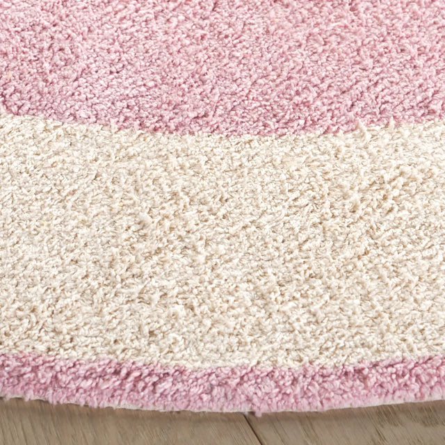 Safavieh Easy Care 5'-0" x 5'-0" Rug in Ivory / Pink