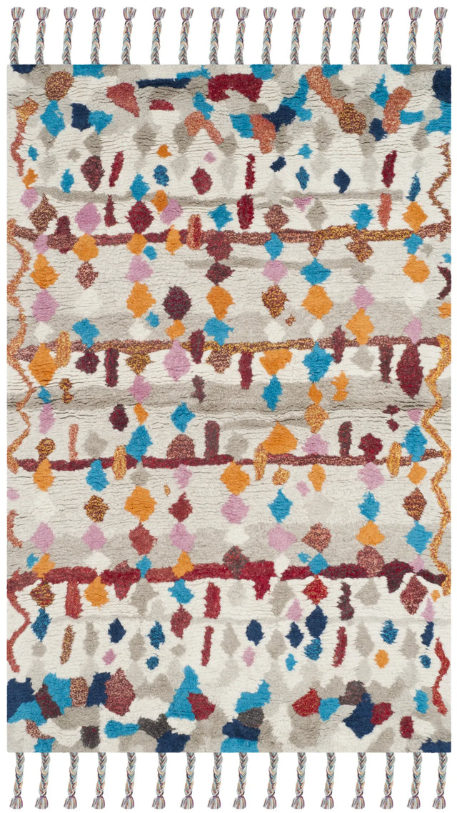 Safavieh Casablanca 4'-0" x 6'-0" Rug in Ivory / Multi