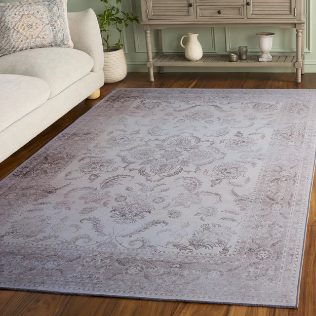 Safavieh Tucson 4'-0" x 6'-0" Rug in Beige