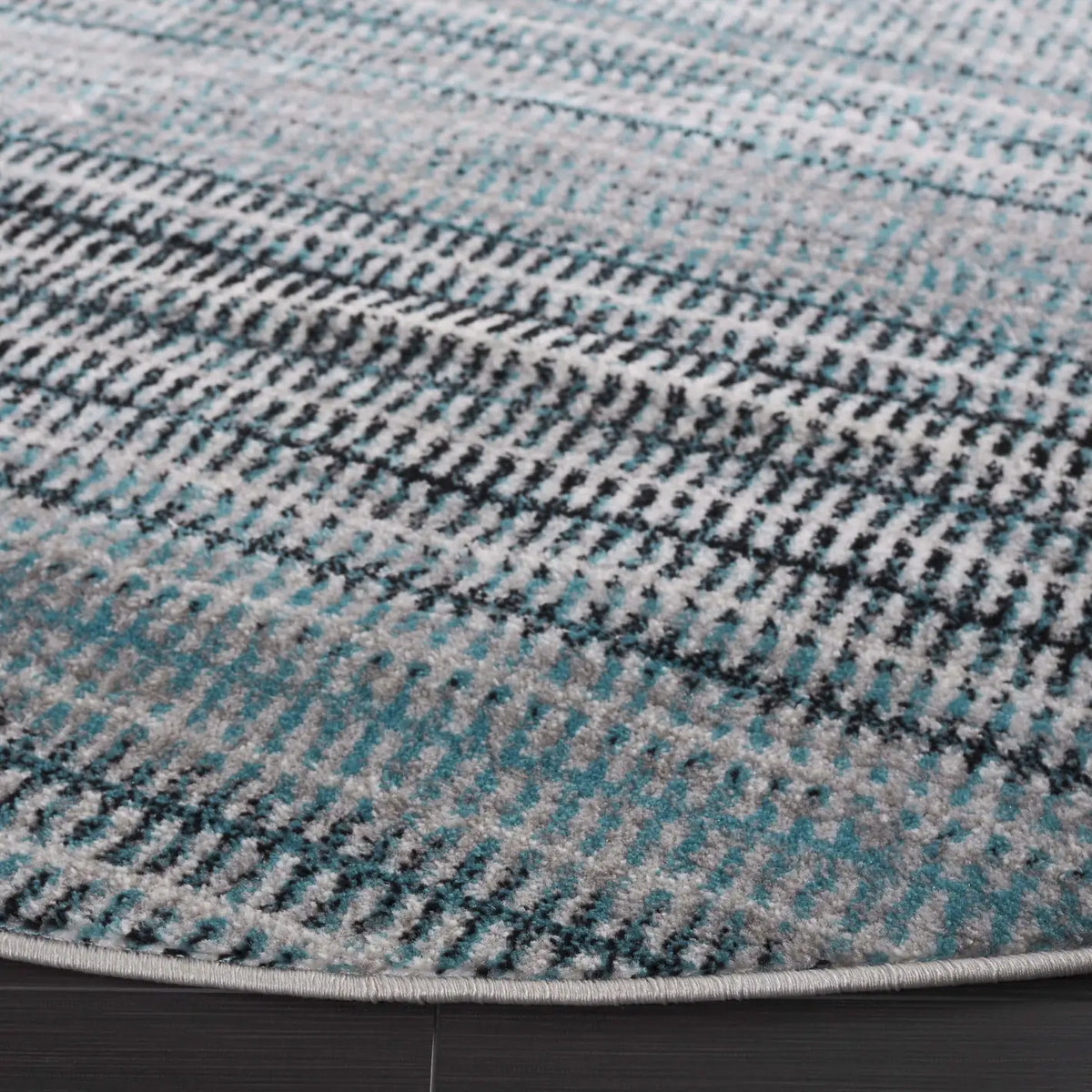 Safavieh Skyler 6'-7" x 6'-7" Rug in Blue / Grey