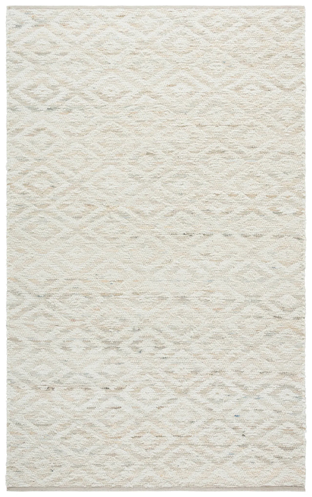 Safavieh Natura 4'-0" x 6'-0" Rug in Beige / Ivory
