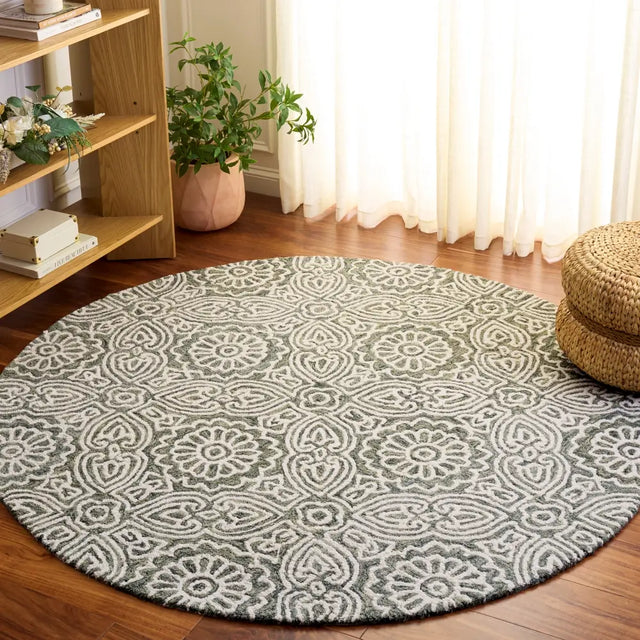 Safavieh Blossom 6'-0" x 6'-0" Rug in Grey / Ivory