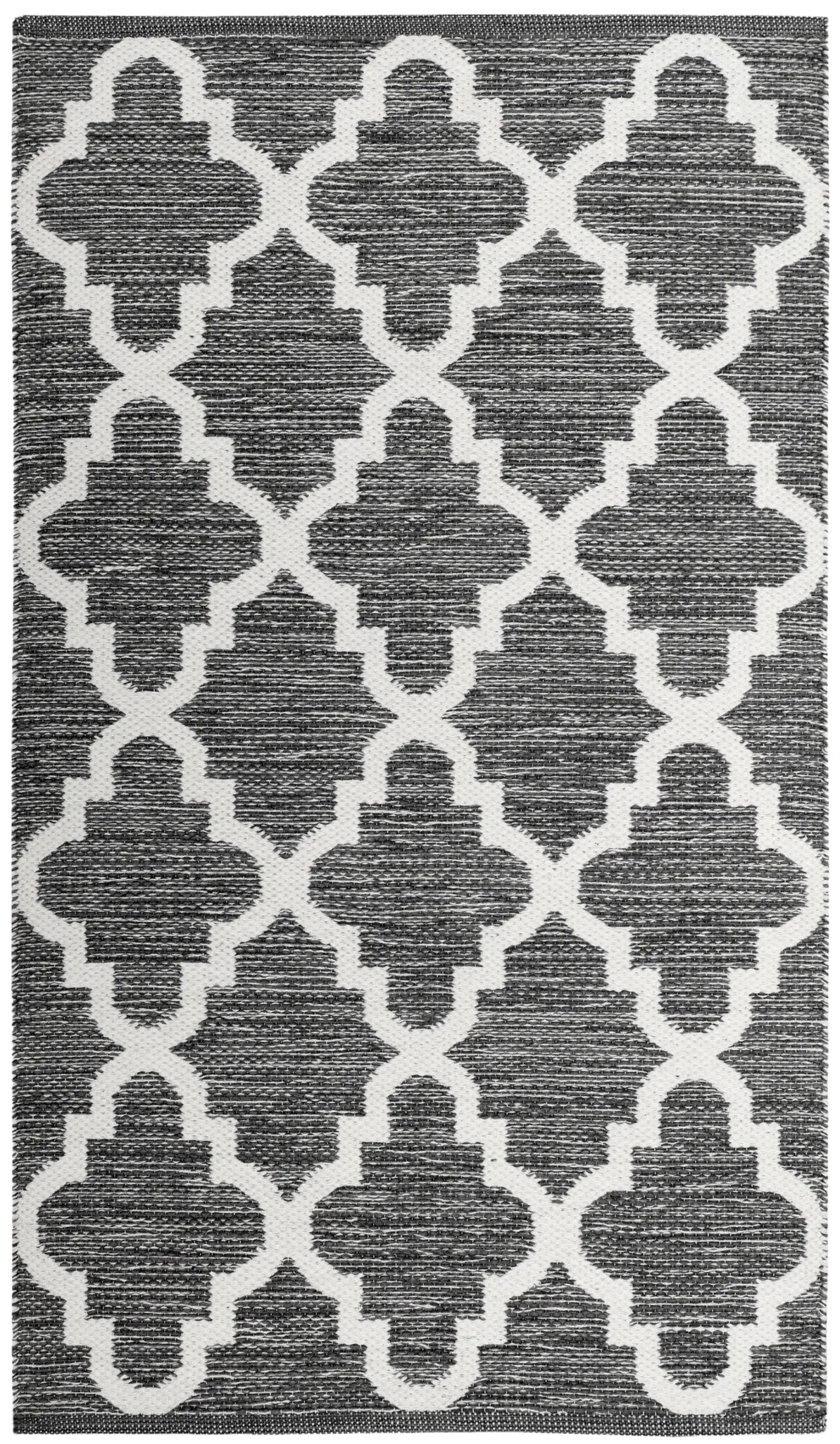 Safavieh Montauk 2'-3" x 3'-9" Rug in Charcoal / Ivory