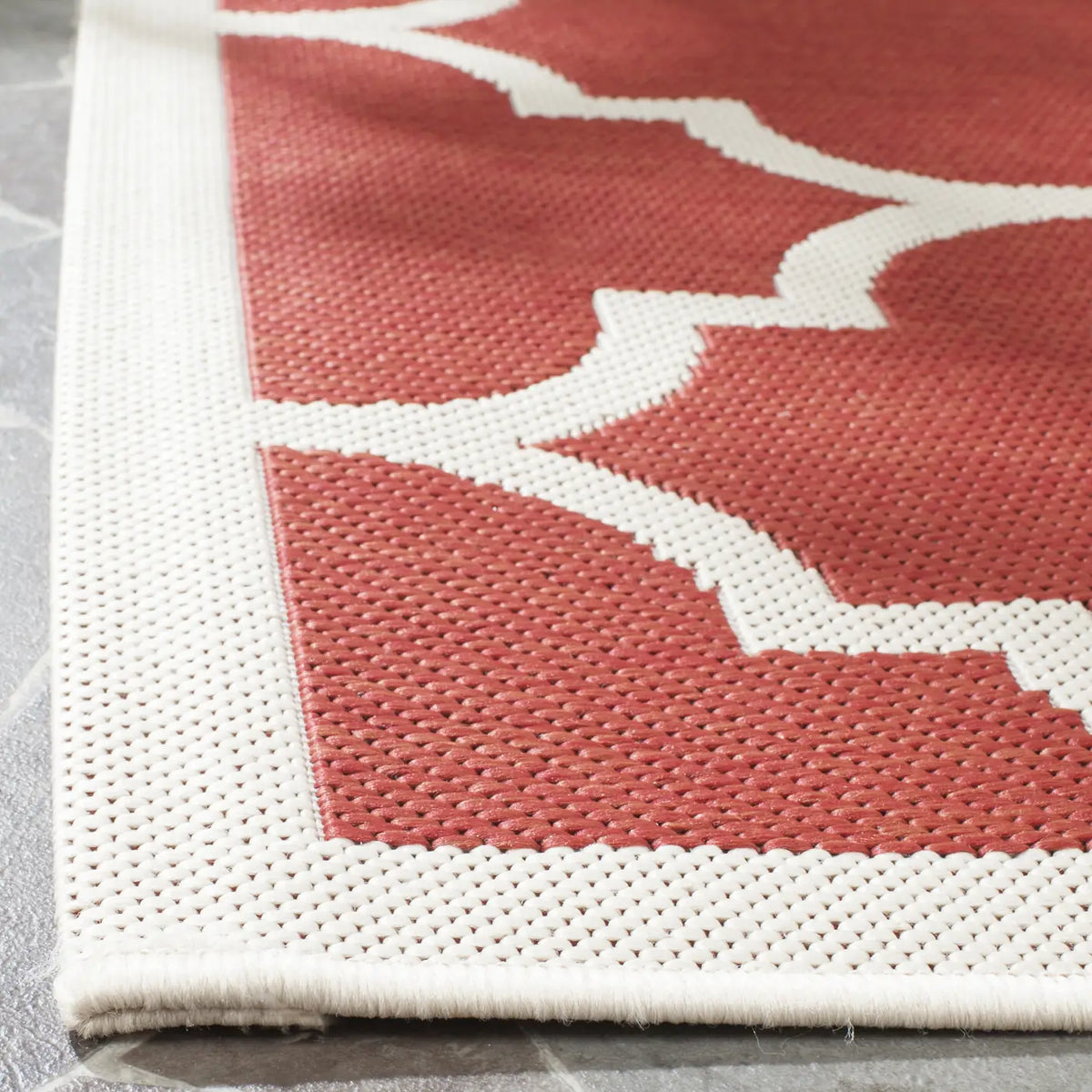 Safavieh Courtyard 5'-3" x 7'-7" Rug in Red / Bone