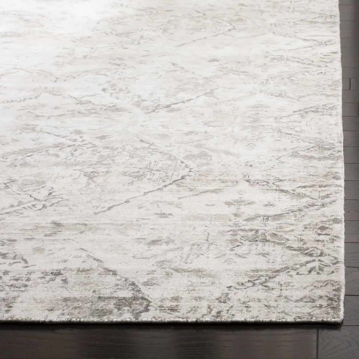 Safavieh Mirage 6'-0" x 9'-0" Rug in Grey