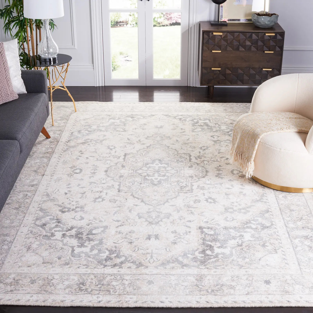 Safavieh Restoration Vintage 10'-0" x 14'-0" Rug in Grey / Ivory