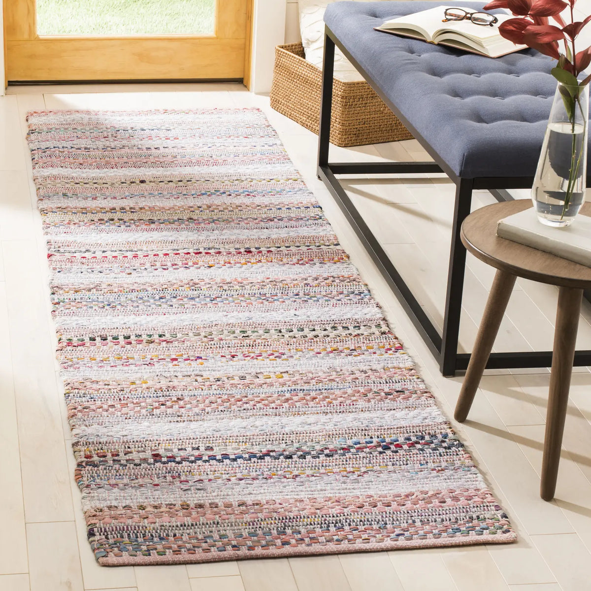 Safavieh Montauk 2'-3" x 8'-0" Rug in Pink / Multi