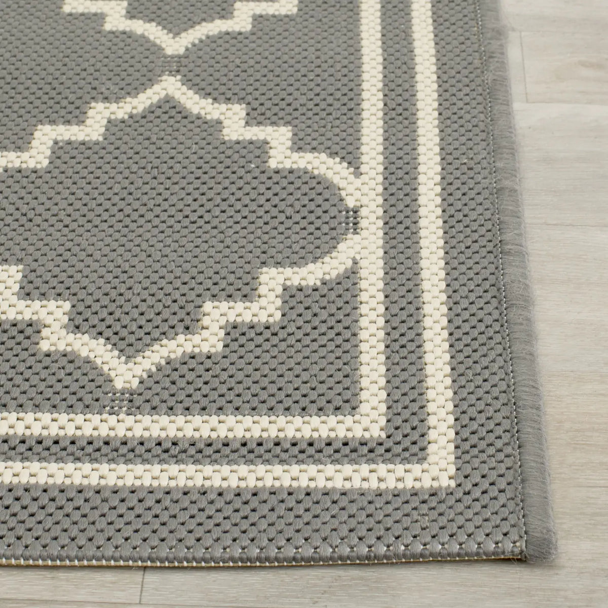 Safavieh Courtyard 2'-3" x 8'-0" Rug in Grey / Beige