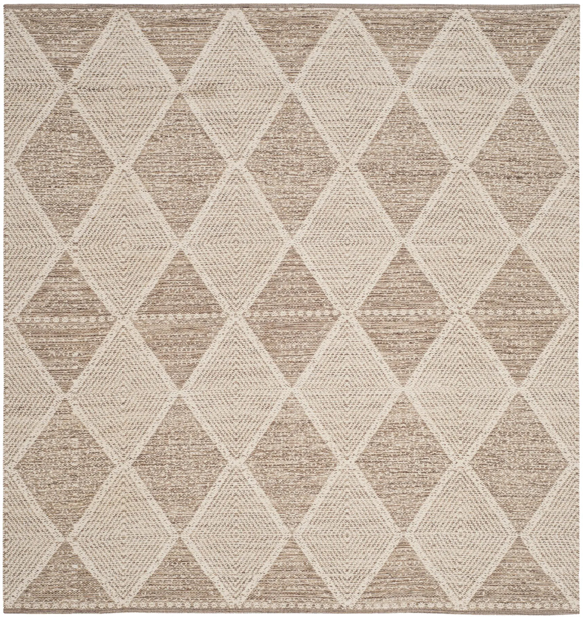 Safavieh Montauk 6'-0" x 6'-0" Rug in Beige