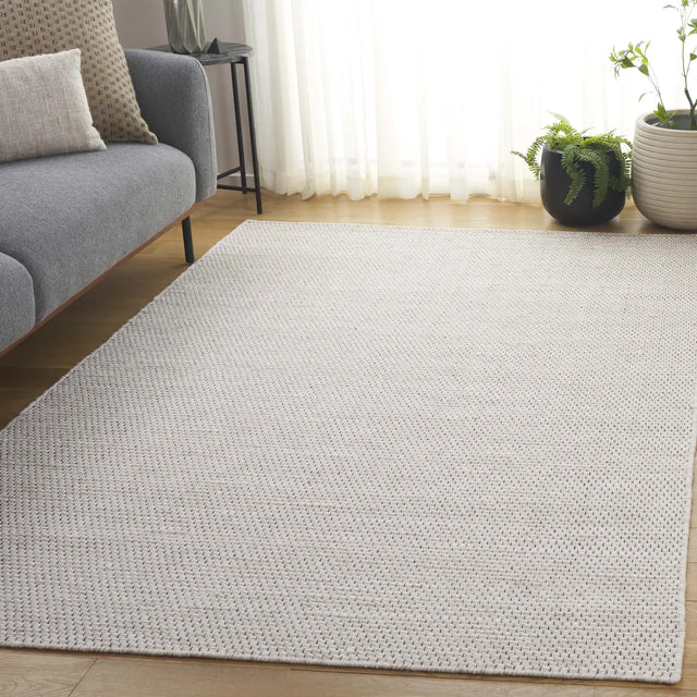 Safavieh Natura 4'-0" x 6'-0" Rug in Ivory / Beige