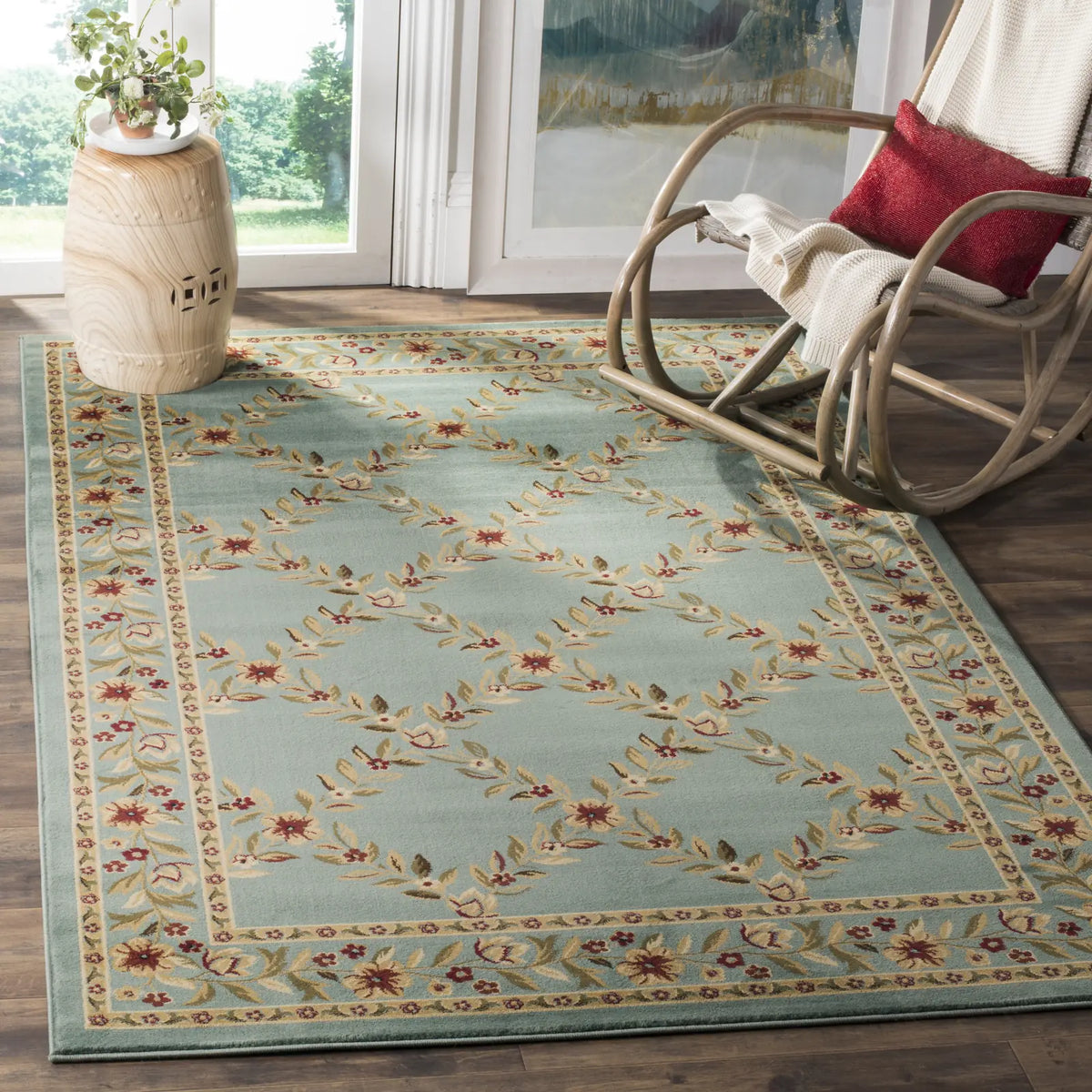 Safavieh Lyndhurst 5'-3" x 7'-6" Rug in Blue / Blue