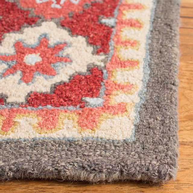 Safavieh Aspen 4'-0" x 6'-0" Rug in Red / Ivory