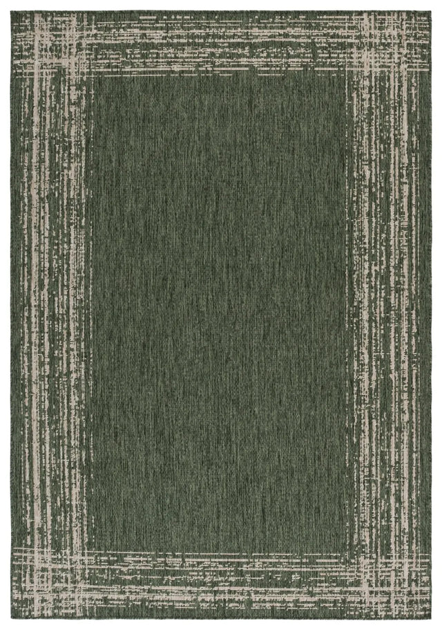 Safavieh Beach House 5'-3" x 7'-6" Rug in Green / Beige