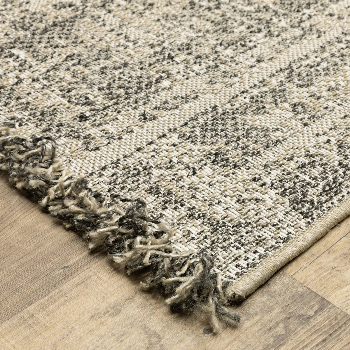 Oriental Weavers Sphinx Gillian 4928H Beige/ Black Rug - corner detail