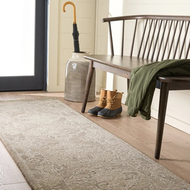 Safavieh Martha Stewart 2'-3" x 8'-0" Rug in Beige / Ivory