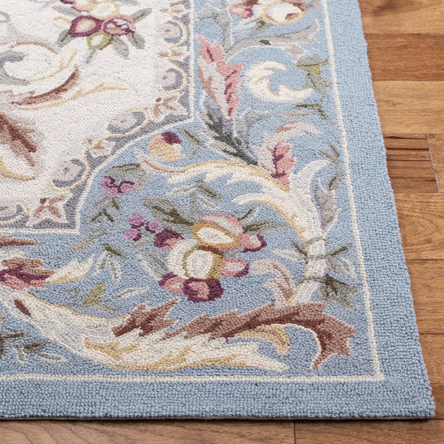 Safavieh Chelsea 6'-0" x 9'-0" Rug in Blue