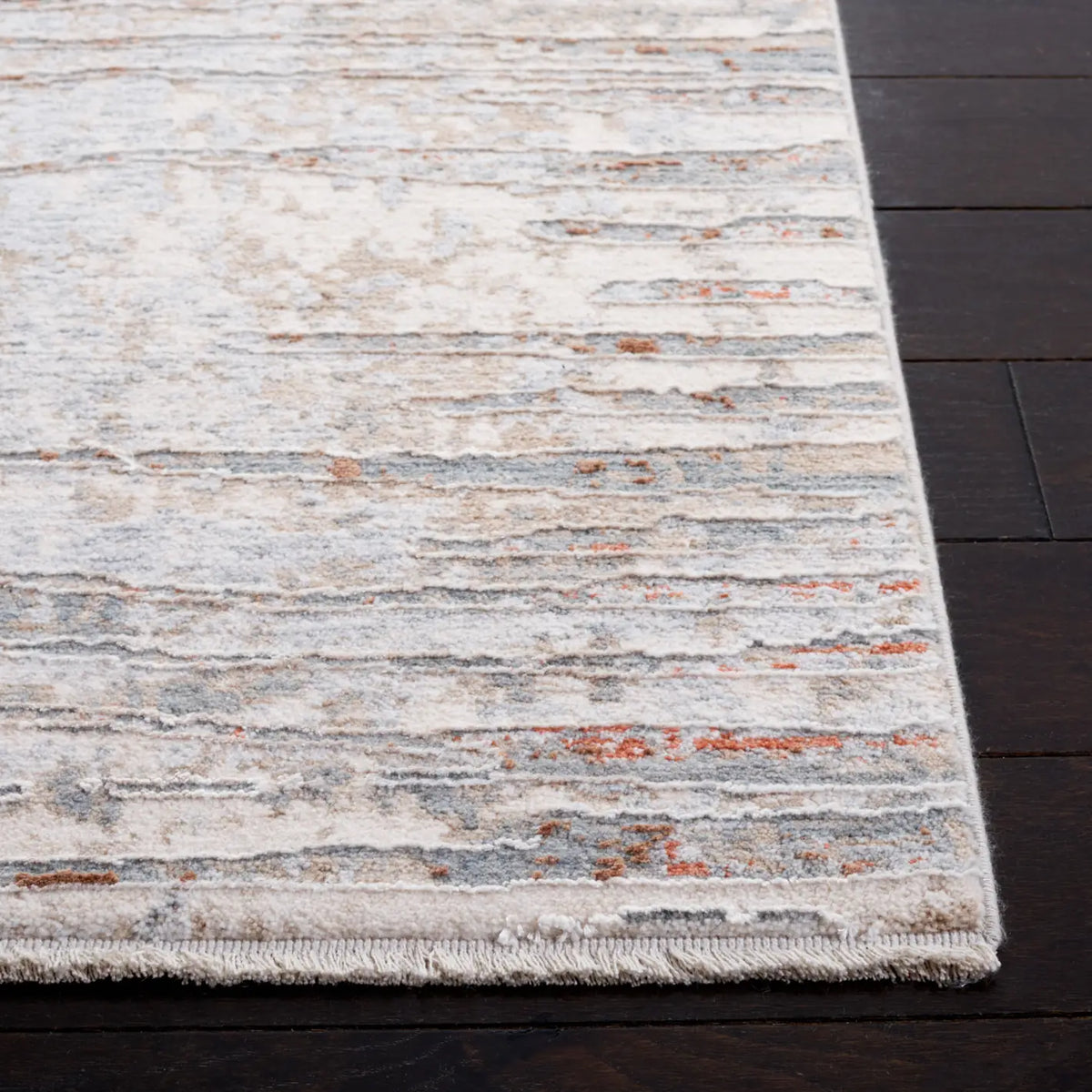 Safavieh Marmara 4'-0" x 6'-0" Rug in Beige / Blue Rust
