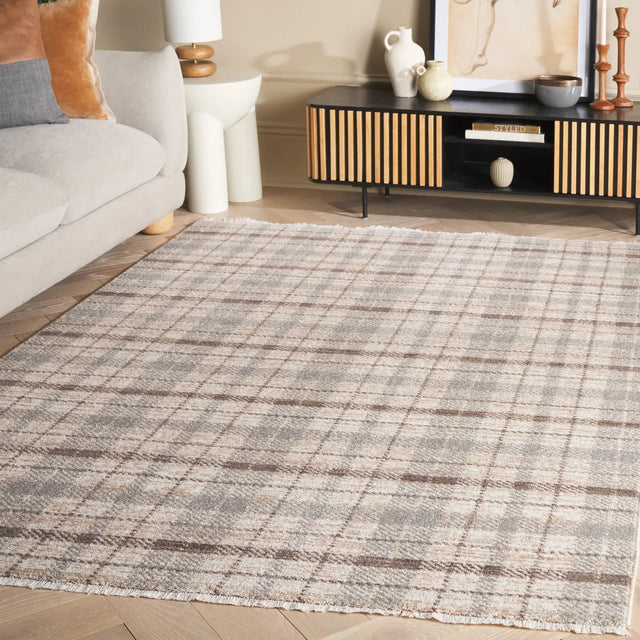 Safavieh Oxford Plaids 300 4'-0" x 6'-0" Rug in Grey / Beige