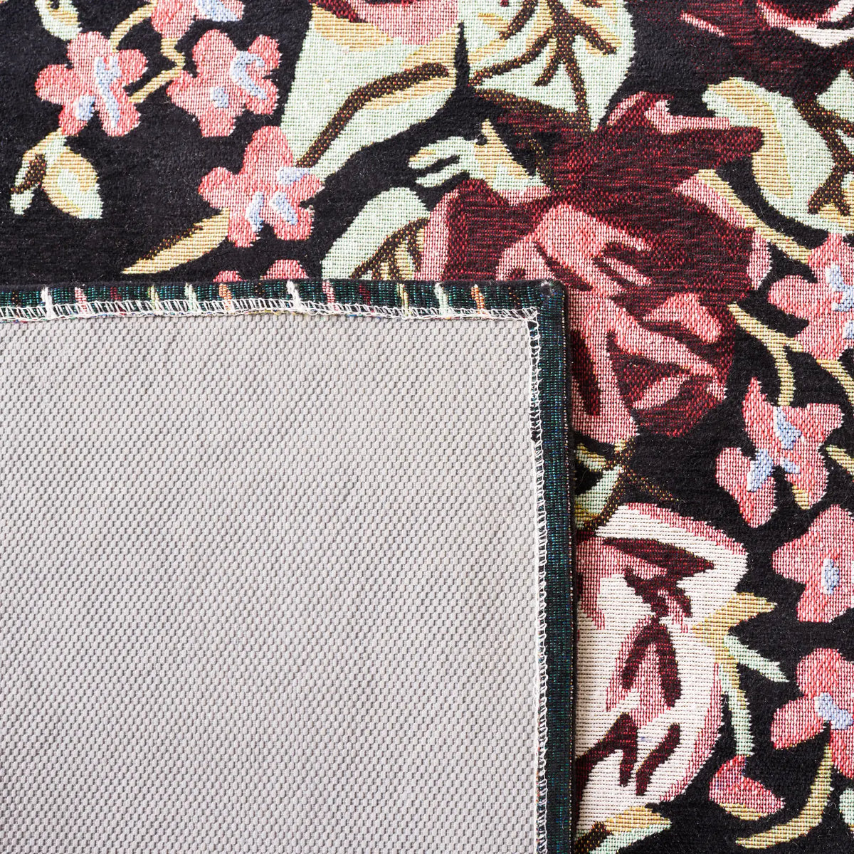 Safavieh Easy Care 4'-0" x 6'-0" Rug in Black / Pink
