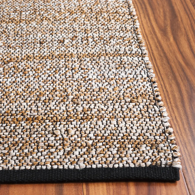Safavieh Natural Fiber 4'-0" x 6'-0" Rug in Natural / Bleach