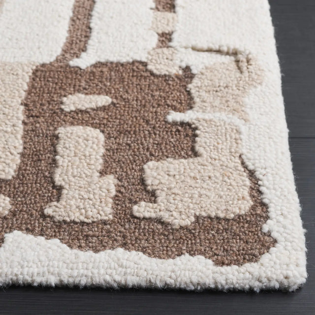 Safavieh Ebony 4'-0" x 6'-0" Rug in Ivory / Brown