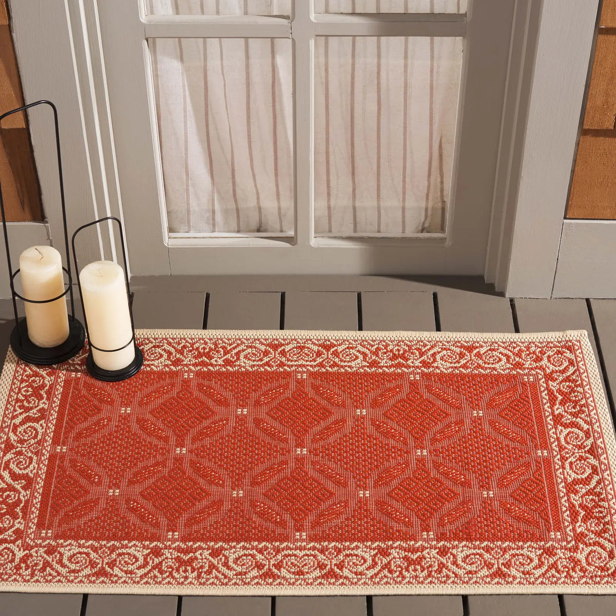 Safavieh Courtyard 2'-0" x 3'-7" Rug in Red / Natural