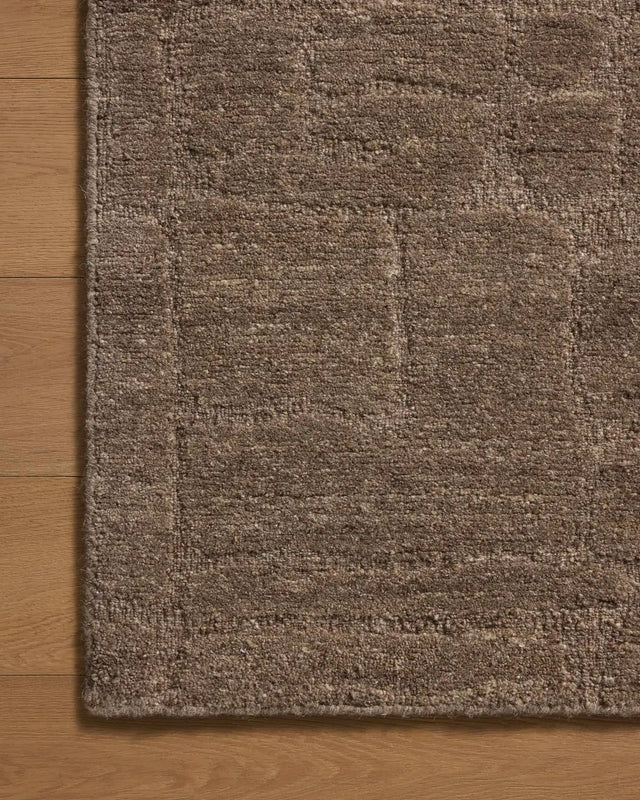 Loloi Hartley HRT-04 Brown / Mocha Rug - corner on wood