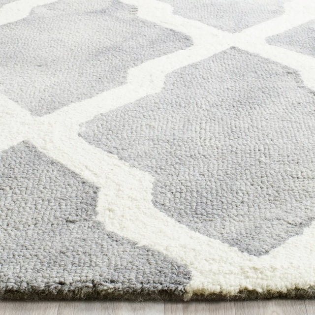 Safavieh Dip Dye 10'-0" x 14'-0" Rug in Grey / Ivory